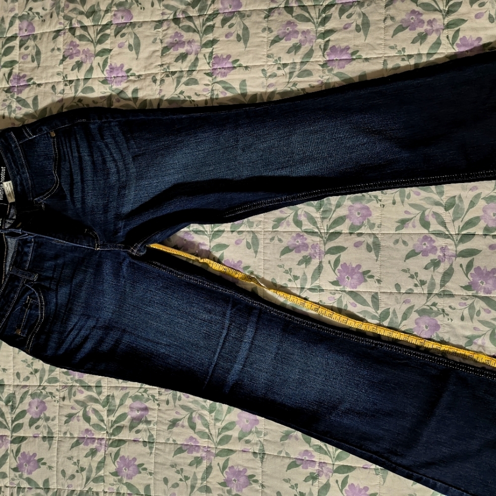 Lee's bootcut jeans